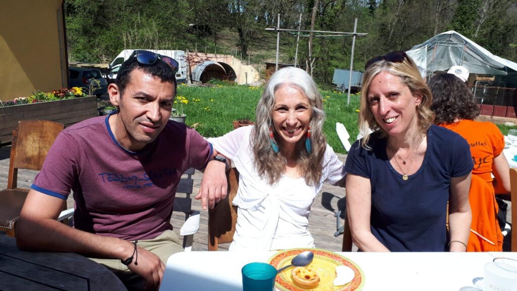 Bureau association Arc En Chant T